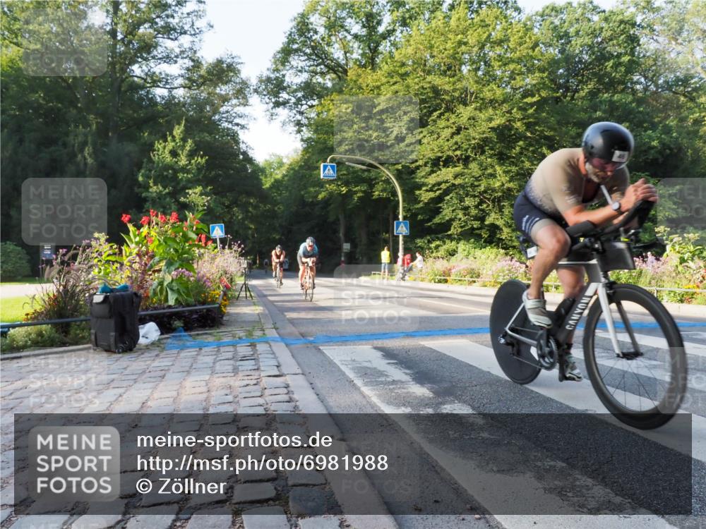 08.09.2024 - Stadtparktriathlon Zöllner http://msf.ph/oto/6981988 08.09.2024 09:15:05 Radfahren 16, 46, 67, 103, 120, 160, 178 meine-sportfotos.de