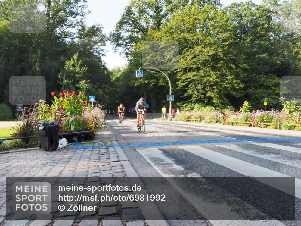 08.09.2024 - Stadtparktriathlon Zöllner http://msf.ph/oto/6981992 08.09.2024 09:15:05 Radfahren 16, 46, 67, 103, 120, 160, 178 meine-sportfotos.de