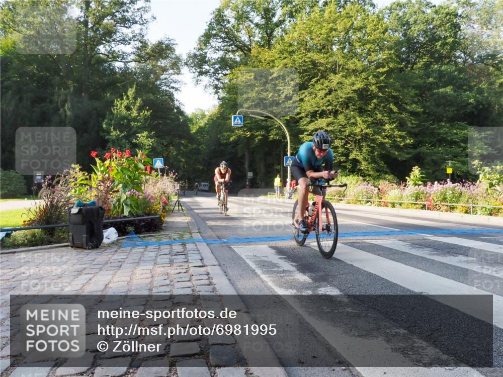 08.09.2024 - Stadtparktriathlon Zöllner http://msf.ph/oto/6981995 08.09.2024 09:15:06 Radfahren 16, 46, 67, 103, 120, 160, 178 meine-sportfotos.de