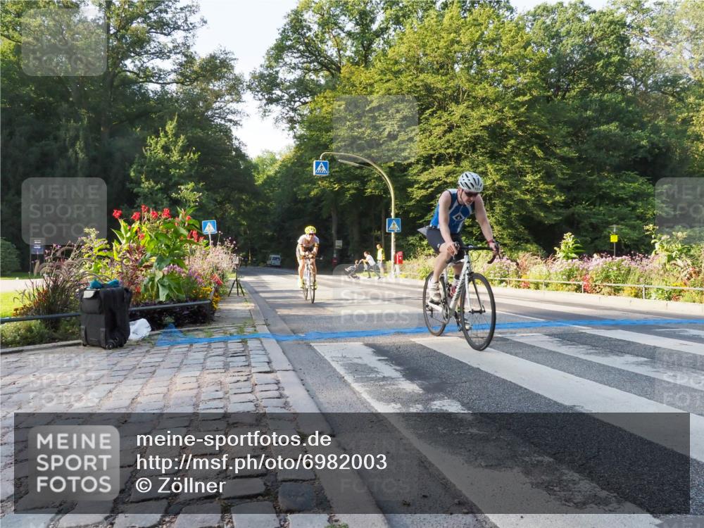 08.09.2024 - Stadtparktriathlon Zöllner http://msf.ph/oto/6982003 08.09.2024 09:15:11 Radfahren 15, 21, 35, 40, 44, 54, 63, 76, 103, 160 meine-sportfotos.de