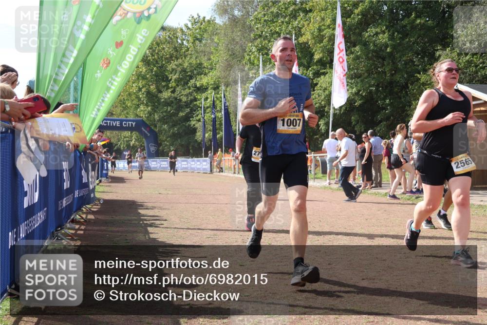 08.09.2024 - Airport Race Strokosch-Dieckow http://msf.ph/oto/6982015 08.09.2024 12:17:42 Ziel 595, 1007, 1022, 2565, 2759, 2877 meine-sportfotos.de