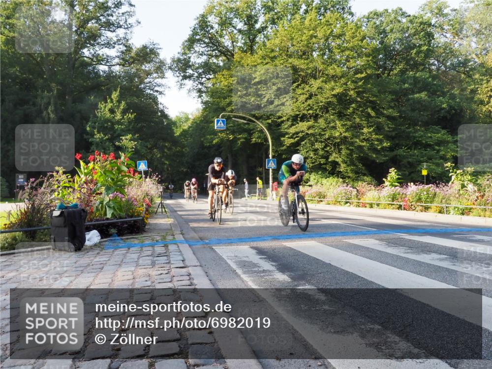 08.09.2024 - Stadtparktriathlon Zöllner http://msf.ph/oto/6982019 08.09.2024 09:15:18 Radfahren 15, 21, 35, 40, 44, 54, 63, 75, 76, 127 meine-sportfotos.de