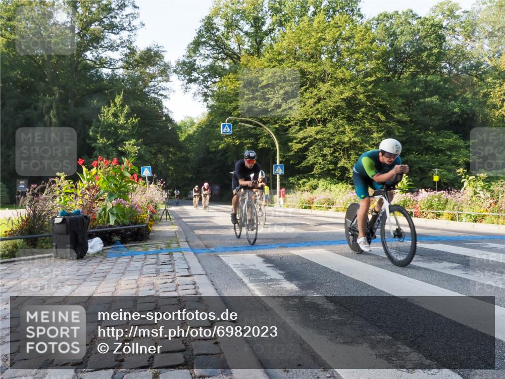 08.09.2024 - Stadtparktriathlon Zöllner http://msf.ph/oto/6982023 08.09.2024 09:15:18 Radfahren 15, 21, 35, 40, 44, 54, 63, 75, 76, 127 meine-sportfotos.de