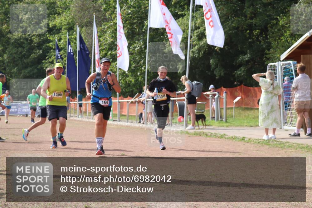 08.09.2024 - Airport Race Strokosch-Dieckow http://msf.ph/oto/6982042 08.09.2024 12:45:35 Ziel 160, 776, 1158, 1277, 1300, 1494 meine-sportfotos.de