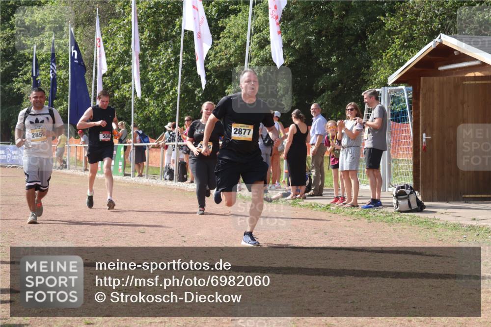 08.09.2024 - Airport Race Strokosch-Dieckow http://msf.ph/oto/6982060 08.09.2024 12:17:52 Ziel 312, 580, 2856, 2859, 2877, 3162 meine-sportfotos.de