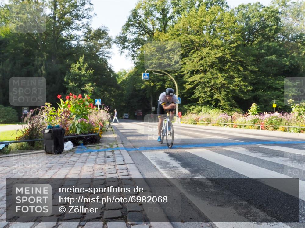 08.09.2024 - Stadtparktriathlon Zöllner http://msf.ph/oto/6982068 08.09.2024 09:15:21 Radfahren 15, 21, 32, 35, 40, 44, 54, 63, 75, 76, 127 meine-sportfotos.de