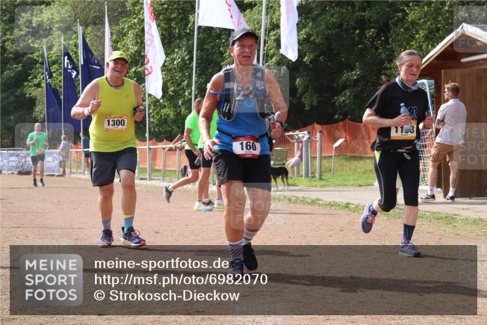 08.09.2024 - Airport Race Strokosch-Dieckow http://msf.ph/oto/6982070 08.09.2024 12:45:37 Ziel 160, 539, 776, 1158, 1277, 1300, 1497 meine-sportfotos.de