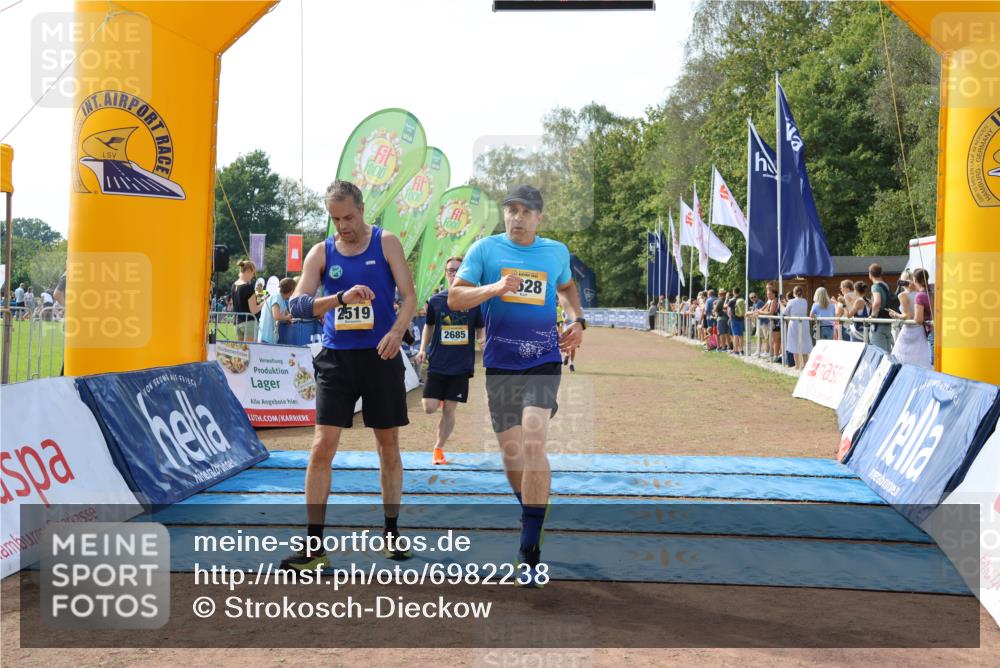 08.09.2024 - Airport Race Strokosch-Dieckow http://msf.ph/oto/6982238 08.09.2024 12:01:46 Ziel 2519, 2529, 2628, 2672, 2685 meine-sportfotos.de