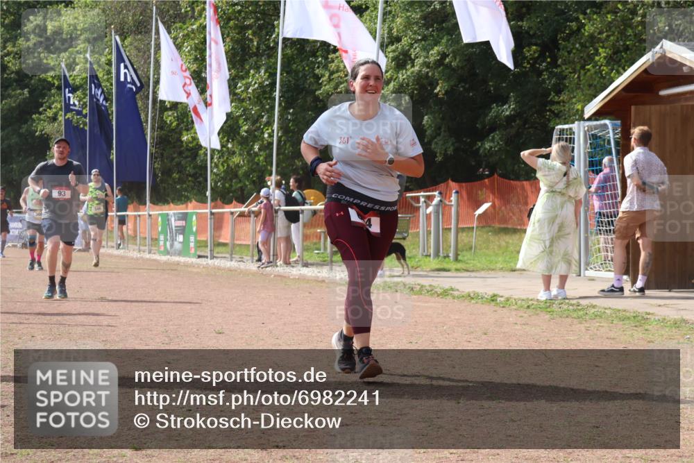 08.09.2024 - Airport Race Strokosch-Dieckow http://msf.ph/oto/6982241 08.09.2024 12:45:51 Ziel 6, 93, 414, 566, 664, 1180, 1387 meine-sportfotos.de
