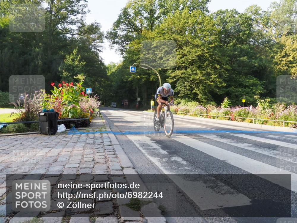 08.09.2024 - Stadtparktriathlon Zöllner http://msf.ph/oto/6982244 08.09.2024 09:17:05 Radfahren 57, 121, 141 meine-sportfotos.de