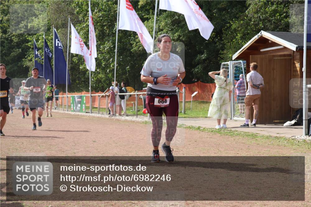 08.09.2024 - Airport Race Strokosch-Dieckow http://msf.ph/oto/6982246 08.09.2024 12:45:51 Ziel 6, 93, 414, 566, 664, 1180, 1387 meine-sportfotos.de