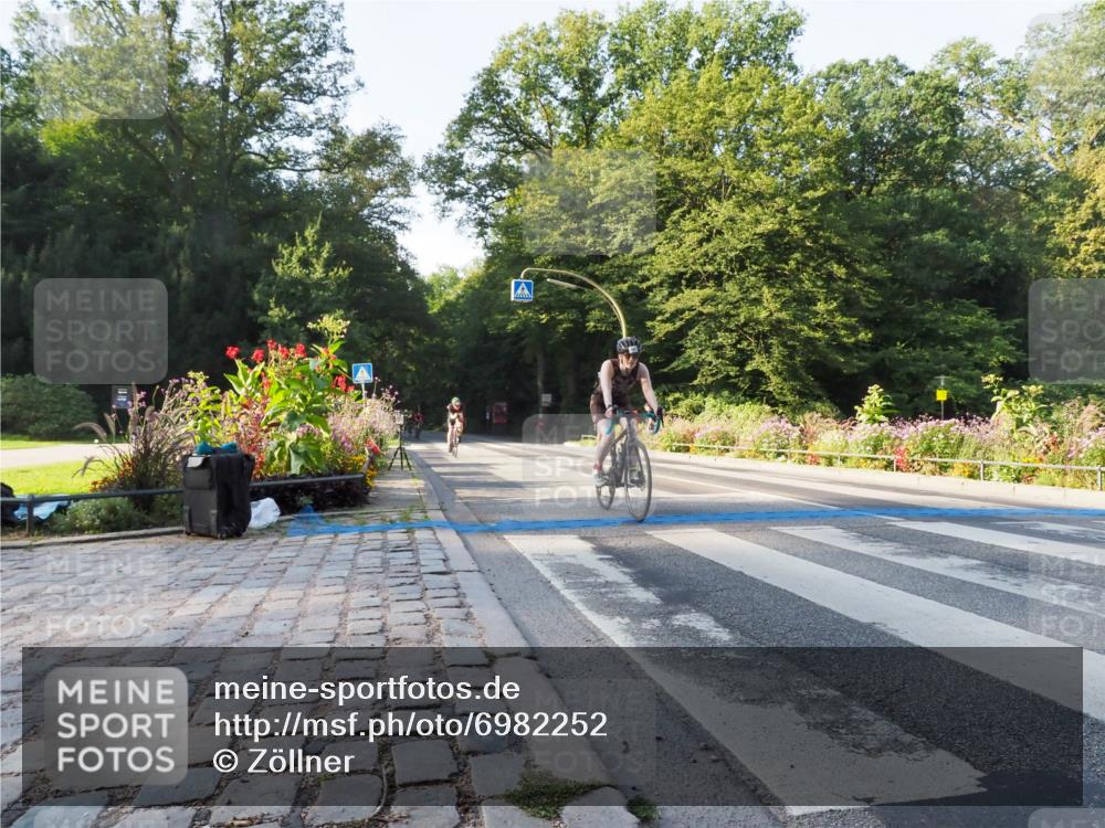 08.09.2024 - Stadtparktriathlon Zöllner http://msf.ph/oto/6982252 08.09.2024 09:17:15 Radfahren 27, 74, 85, 116, 141, 174 meine-sportfotos.de