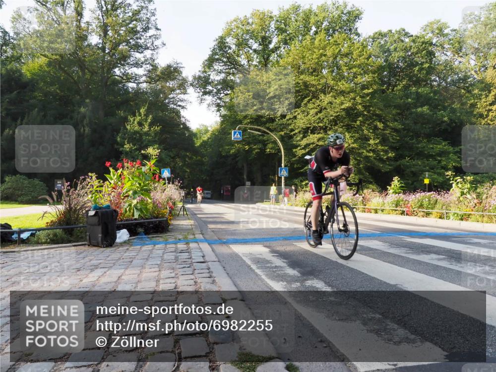 08.09.2024 - Stadtparktriathlon Zöllner http://msf.ph/oto/6982255 08.09.2024 09:17:16 Radfahren 27, 74, 85, 116, 141, 148, 174 meine-sportfotos.de