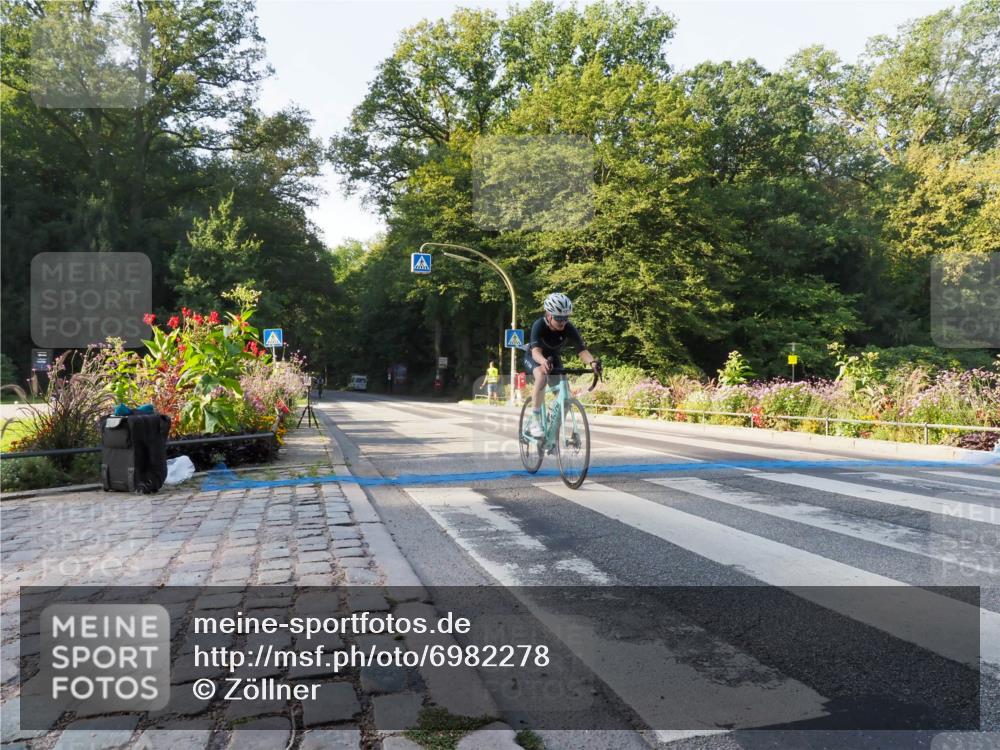 08.09.2024 - Stadtparktriathlon Zöllner http://msf.ph/oto/6982278 08.09.2024 09:17:34 Radfahren 101, 131, 153, 172 meine-sportfotos.de