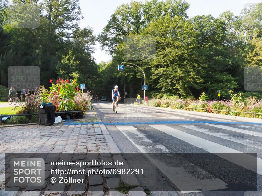 08.09.2024 - Stadtparktriathlon Zöllner http://msf.ph/oto/6982291 08.09.2024 09:17:43 Radfahren 42, 101, 114, 119, 153, 172 meine-sportfotos.de