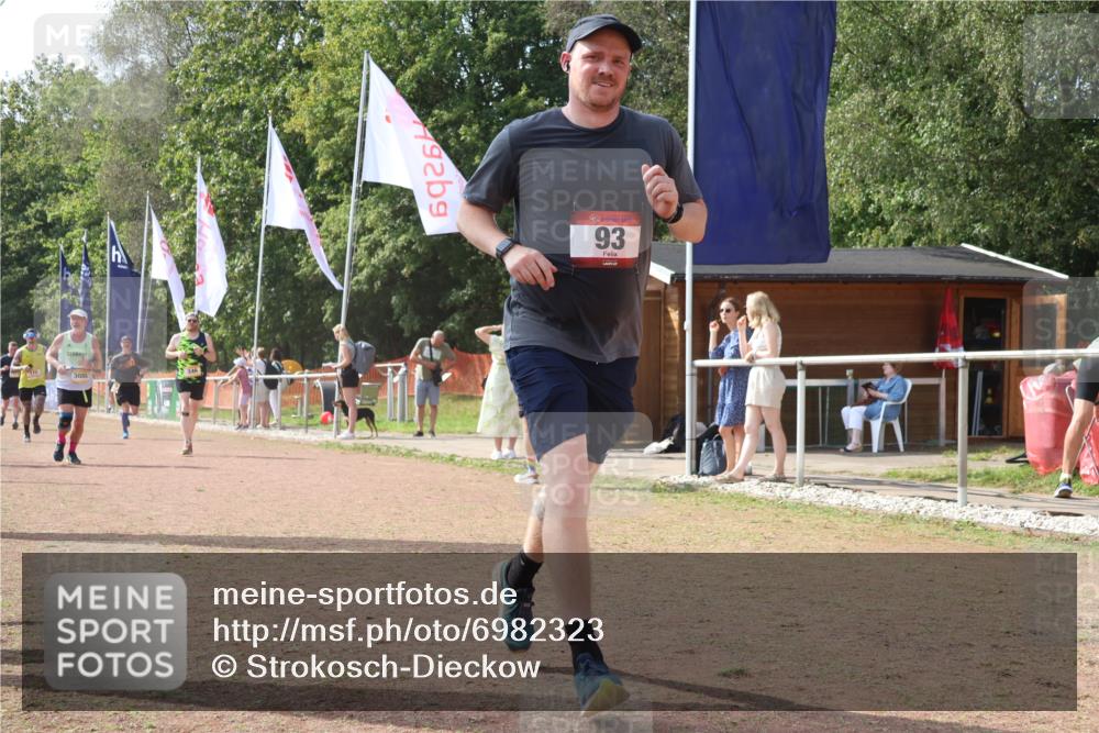 08.09.2024 - Airport Race Strokosch-Dieckow http://msf.ph/oto/6982323 08.09.2024 12:45:56 Ziel 6, 93, 346, 414, 566, 664, 770, 1313, 1387, 3080 meine-sportfotos.de