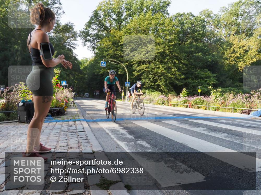 08.09.2024 - Stadtparktriathlon Zöllner http://msf.ph/oto/6982338 08.09.2024 09:18:15 Radfahren 60, 61, 100, 128, 140, 144 meine-sportfotos.de