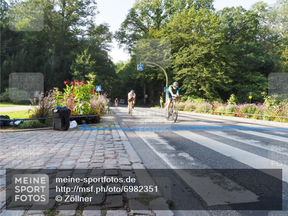 08.09.2024 - Stadtparktriathlon Zöllner http://msf.ph/oto/6982351 08.09.2024 09:18:20 Radfahren 60, 61, 124, 140, 144, 167 meine-sportfotos.de
