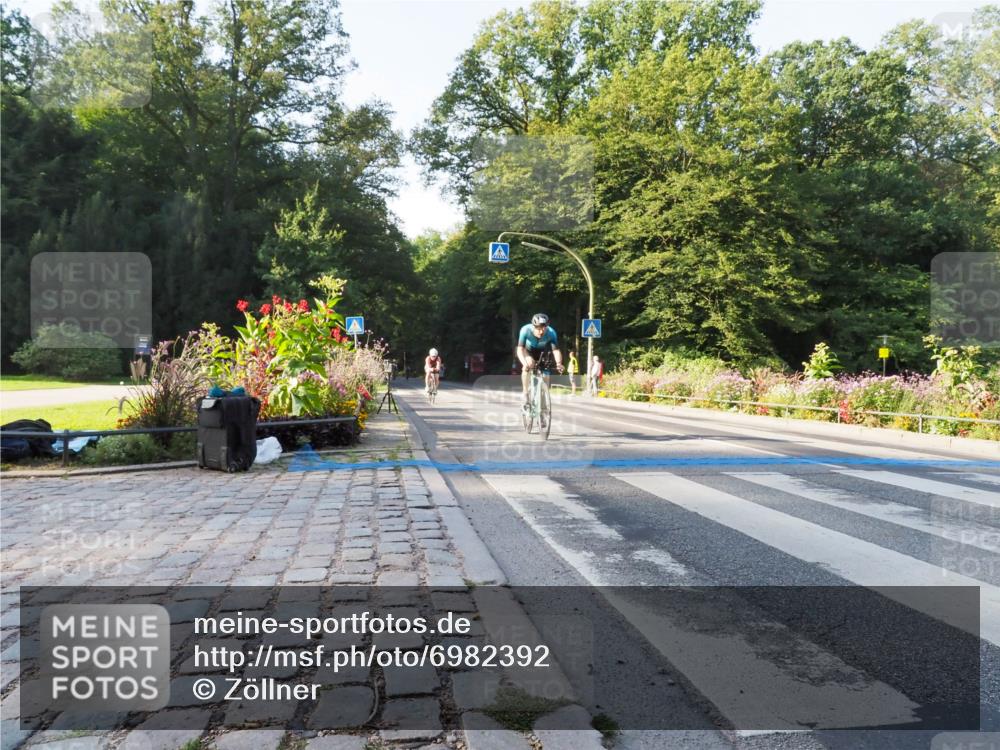 08.09.2024 - Stadtparktriathlon Zöllner http://msf.ph/oto/6982392 08.09.2024 09:18:28 Radfahren 124, 140, 151, 159, 167 meine-sportfotos.de