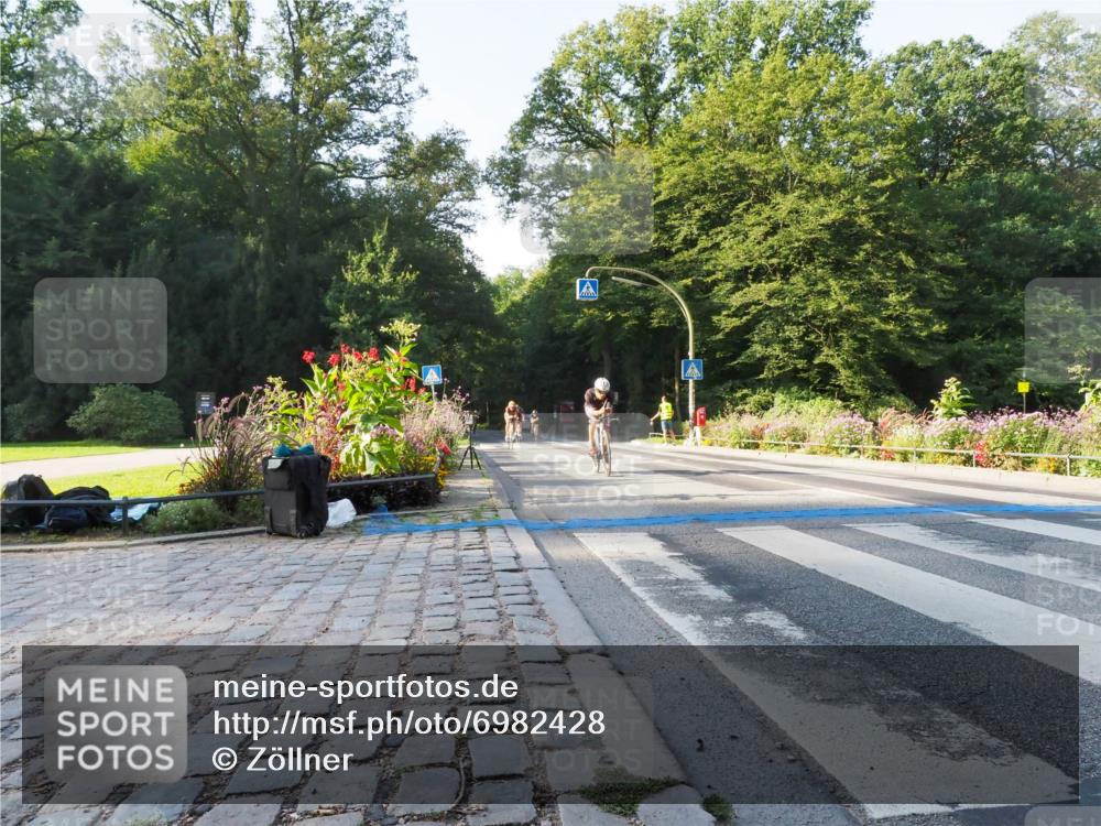 08.09.2024 - Stadtparktriathlon Zöllner http://msf.ph/oto/6982428 08.09.2024 09:19:05 Radfahren 82, 88, 92, 106, 138, 173 meine-sportfotos.de
