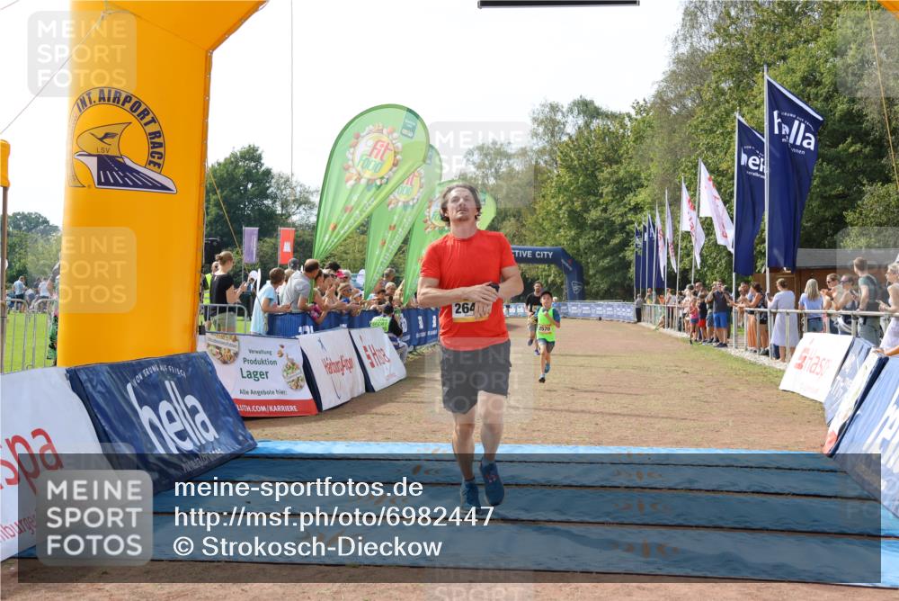 08.09.2024 - Airport Race Strokosch-Dieckow http://msf.ph/oto/6982447 08.09.2024 12:01:59 Ziel 2522, 2529, 2570, 2648, 2684 meine-sportfotos.de