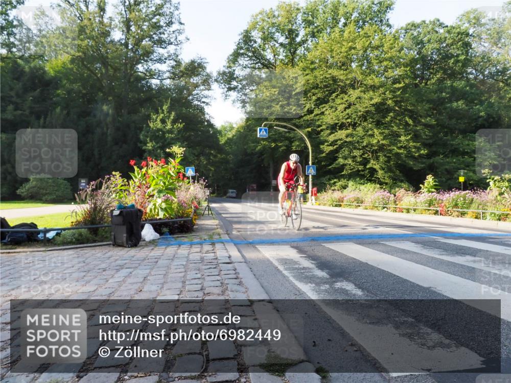 08.09.2024 - Stadtparktriathlon Zöllner http://msf.ph/oto/6982449 08.09.2024 09:19:19 Radfahren 2, 106, 122 meine-sportfotos.de