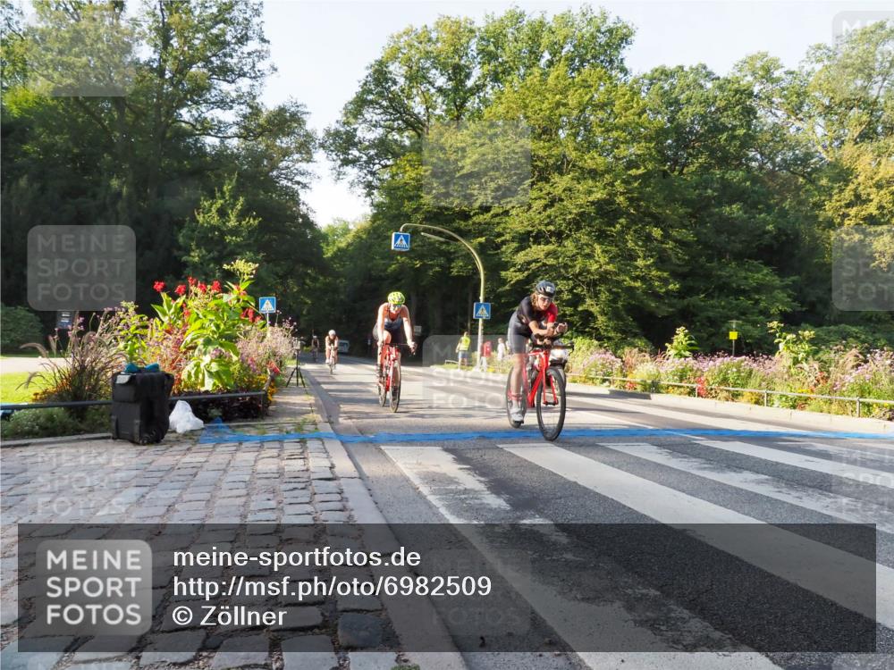 08.09.2024 - Stadtparktriathlon Zöllner http://msf.ph/oto/6982509 08.09.2024 09:20:14 Radfahren 65, 111, 134, 150, 155, 163, 176 meine-sportfotos.de