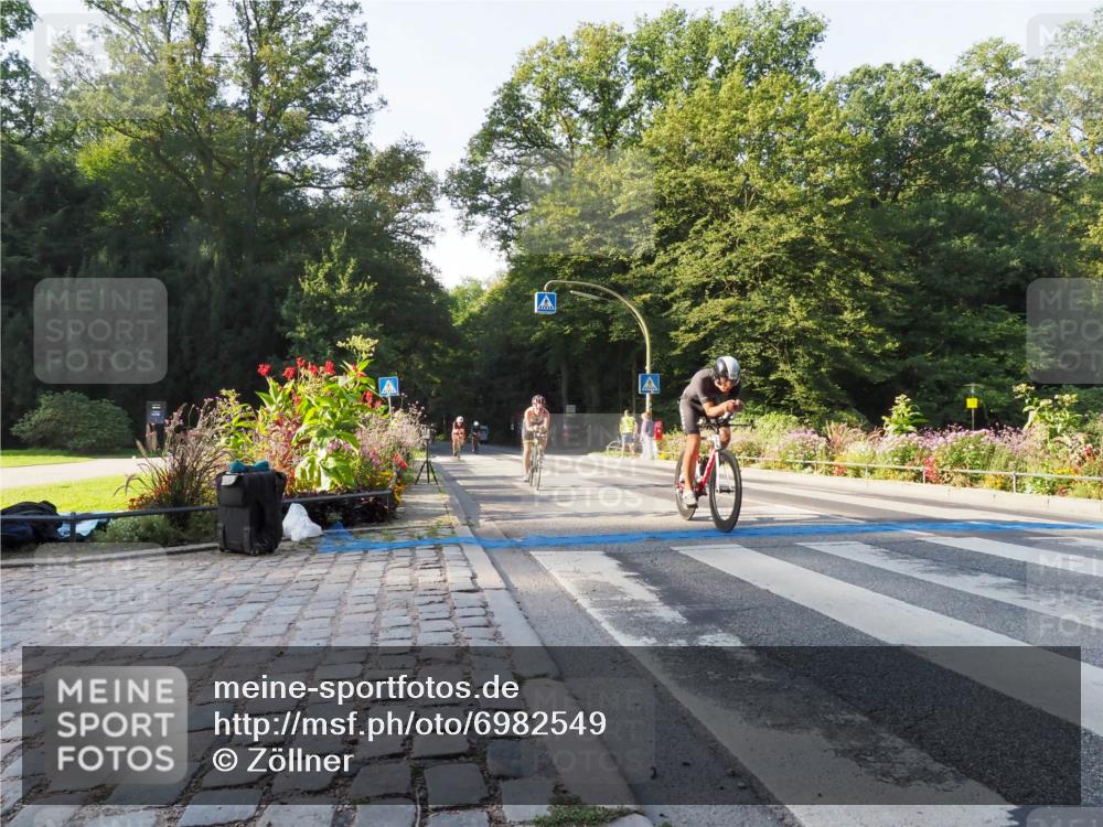 08.09.2024 - Stadtparktriathlon Zöllner http://msf.ph/oto/6982549 08.09.2024 09:20:54 Radfahren 6, 93, 115, 120, 135, 152, 161 meine-sportfotos.de