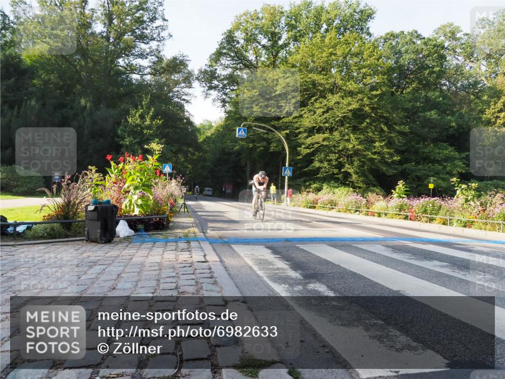 08.09.2024 - Stadtparktriathlon Zöllner http://msf.ph/oto/6982633 08.09.2024 09:21:45 Radfahren 16, 103, 109 meine-sportfotos.de