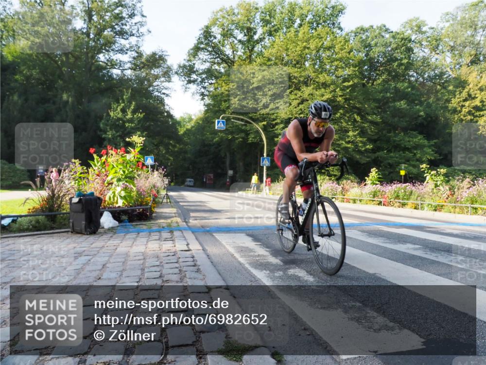 08.09.2024 - Stadtparktriathlon Zöllner http://msf.ph/oto/6982652 08.09.2024 09:21:53 Radfahren 16 meine-sportfotos.de