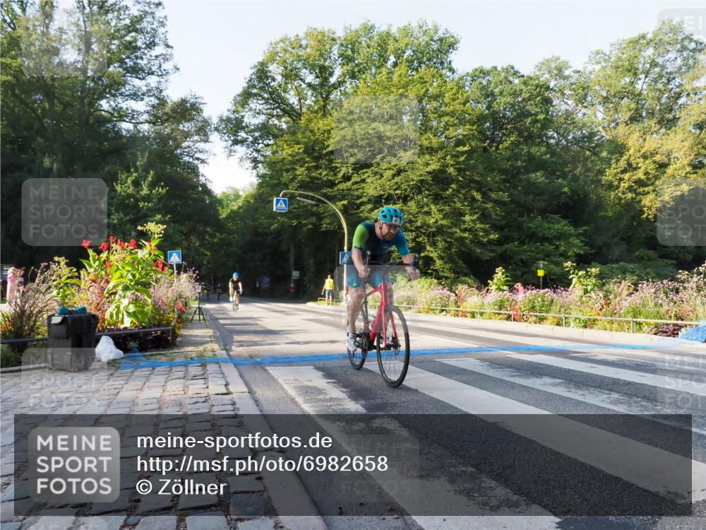 08.09.2024 - Stadtparktriathlon Zöllner http://msf.ph/oto/6982658 08.09.2024 09:22:05 Radfahren 46, 67, 107, 164 meine-sportfotos.de