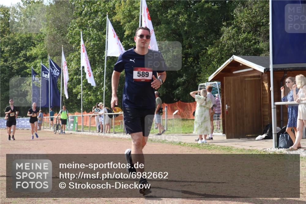 08.09.2024 - Airport Race Strokosch-Dieckow http://msf.ph/oto/6982662 08.09.2024 12:46:23 Ziel 11, 589, 972, 1093 meine-sportfotos.de