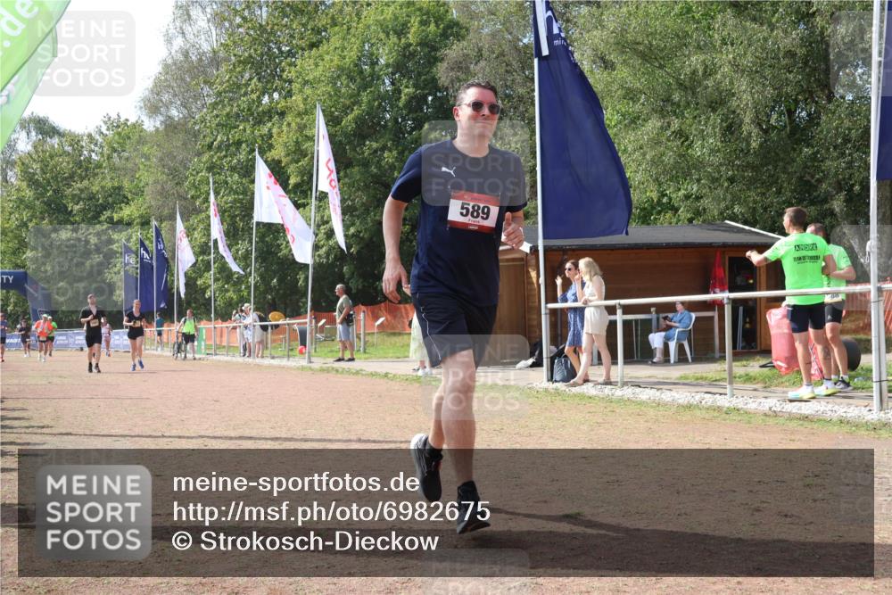 08.09.2024 - Airport Race Strokosch-Dieckow http://msf.ph/oto/6982675 08.09.2024 12:46:24 Ziel 11, 589, 972, 1093 meine-sportfotos.de