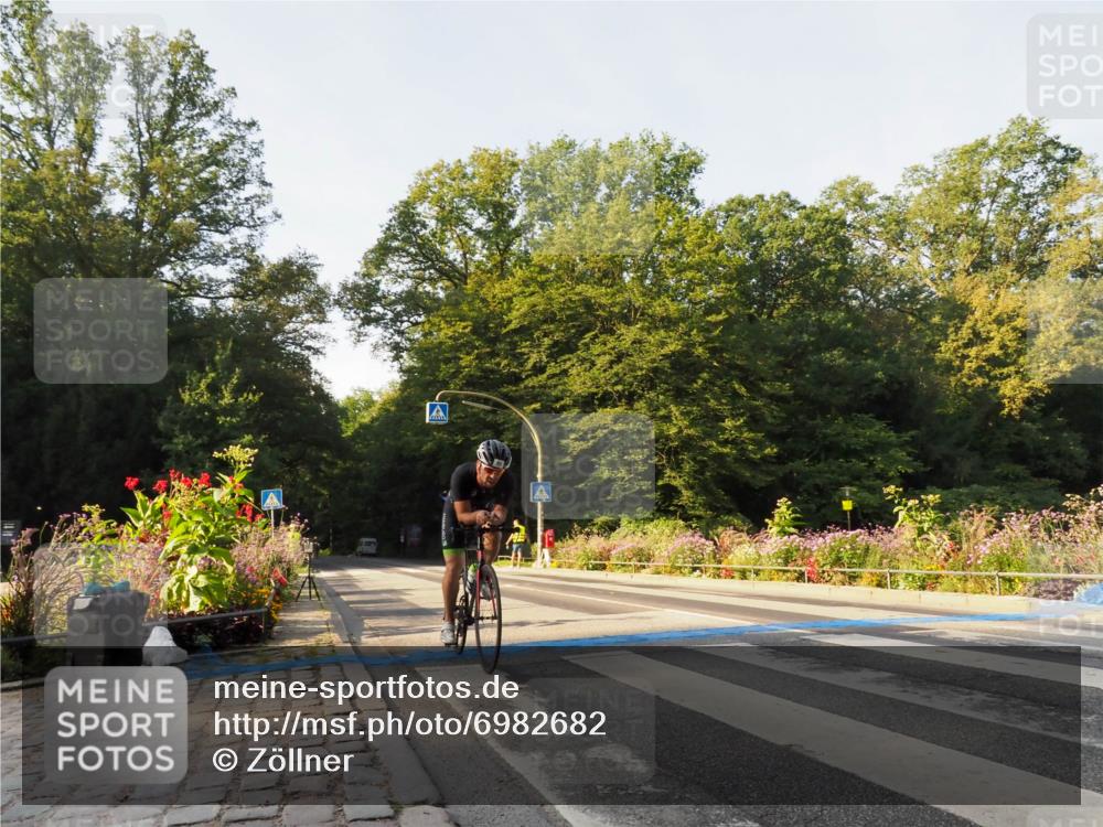 08.09.2024 - Stadtparktriathlon Zöllner http://msf.ph/oto/6982682 08.09.2024 09:22:30 Radfahren 90, 160 meine-sportfotos.de
