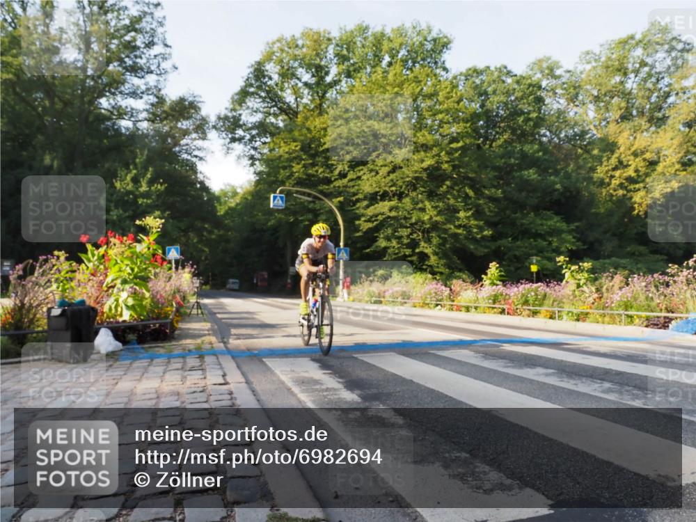 08.09.2024 - Stadtparktriathlon Zöllner http://msf.ph/oto/6982694 08.09.2024 09:22:39 Radfahren 160, 178 meine-sportfotos.de