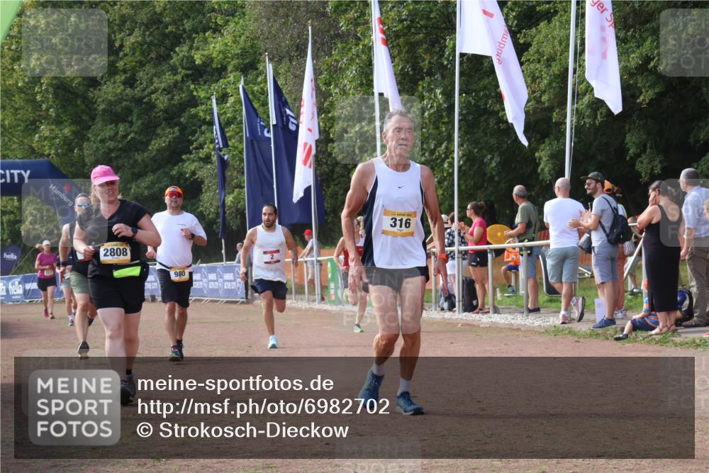 08.09.2024 - Airport Race Strokosch-Dieckow http://msf.ph/oto/6982702 08.09.2024 12:19:11 Ziel 2, 92, 316, 731, 881, 980, 2603, 2808, 2819 meine-sportfotos.de