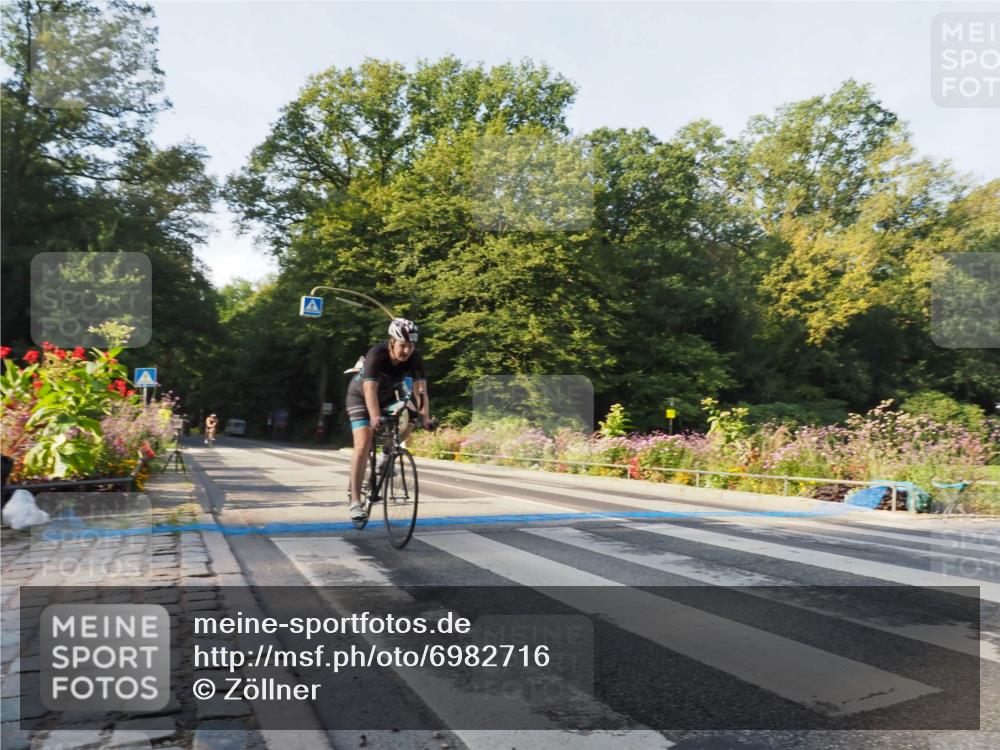 08.09.2024 - Stadtparktriathlon Zöllner http://msf.ph/oto/6982716 08.09.2024 09:22:58 Radfahren 94, 95, 108, 117, 121, 123, 179 meine-sportfotos.de