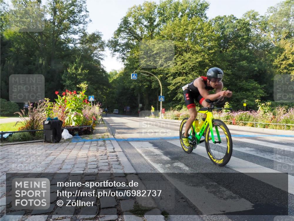 08.09.2024 - Stadtparktriathlon Zöllner http://msf.ph/oto/6982737 08.09.2024 09:23:24 Radfahren 114, 125 meine-sportfotos.de