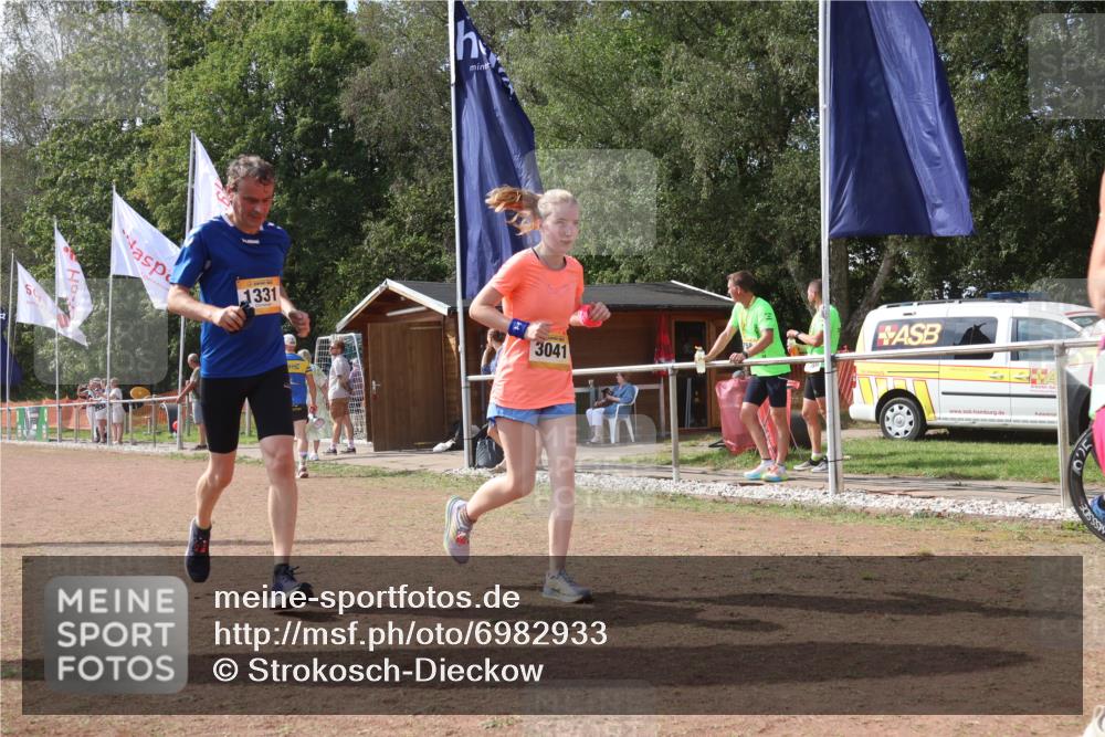 08.09.2024 - Airport Race Strokosch-Dieckow http://msf.ph/oto/6982933 08.09.2024 12:46:45 Ziel 115, 168, 263, 970, 1006, 1331, 1367, 3041, 3158 meine-sportfotos.de