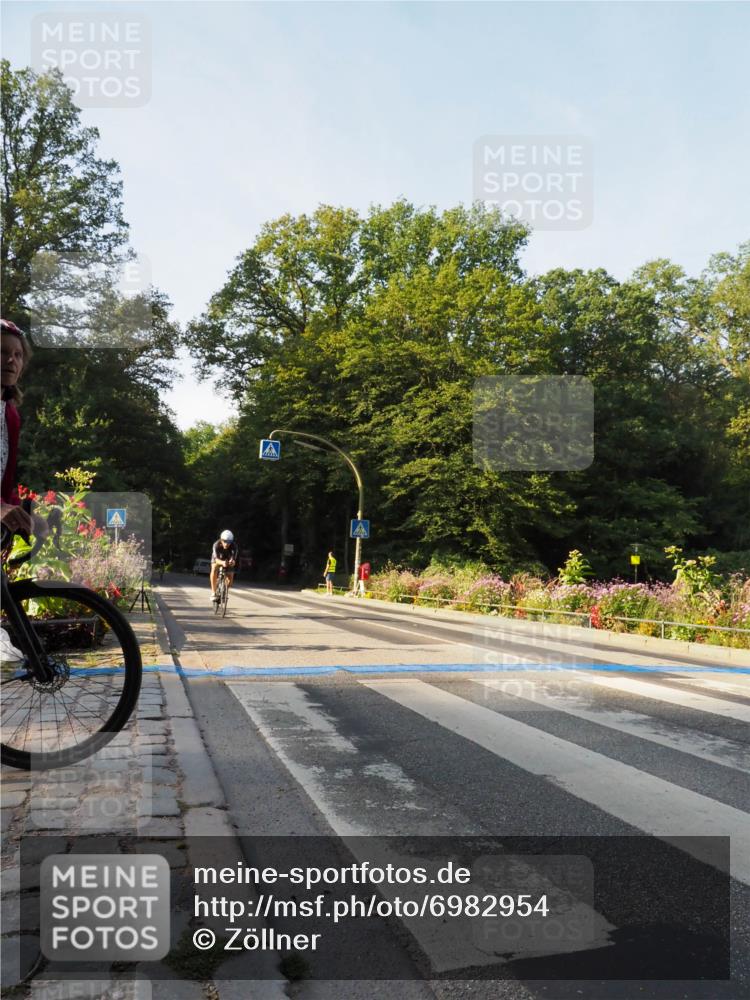 08.09.2024 - Stadtparktriathlon Zöllner http://msf.ph/oto/6982954 08.09.2024 09:27:05 Radfahren 93, 115, 134 meine-sportfotos.de