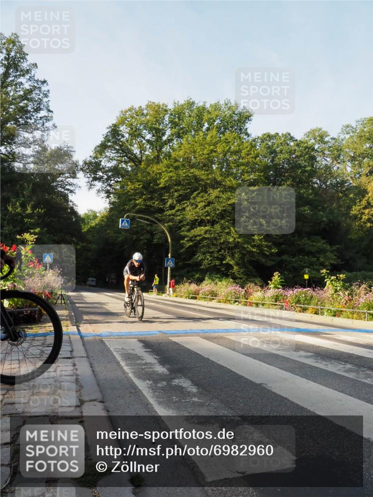 08.09.2024 - Stadtparktriathlon Zöllner http://msf.ph/oto/6982960 08.09.2024 09:27:05 Radfahren 93, 115, 134 meine-sportfotos.de