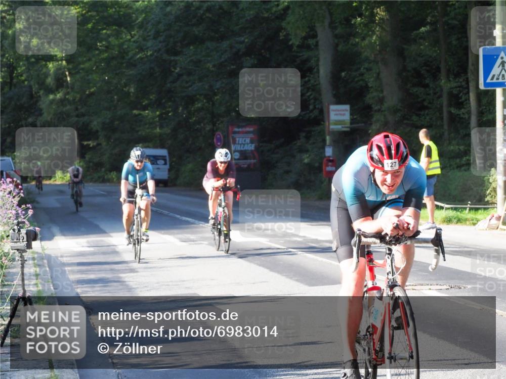 08.09.2024 - Stadtparktriathlon Zöllner http://msf.ph/oto/6983014 08.09.2024 09:27:49 Radfahren 109, 127, 135, 150, 180 meine-sportfotos.de