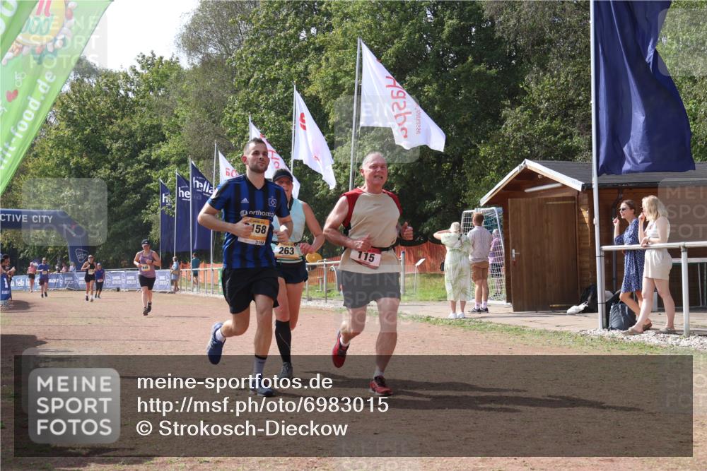 08.09.2024 - Airport Race Strokosch-Dieckow http://msf.ph/oto/6983015 08.09.2024 12:46:52 Ziel 115, 263, 949, 970, 3158 meine-sportfotos.de