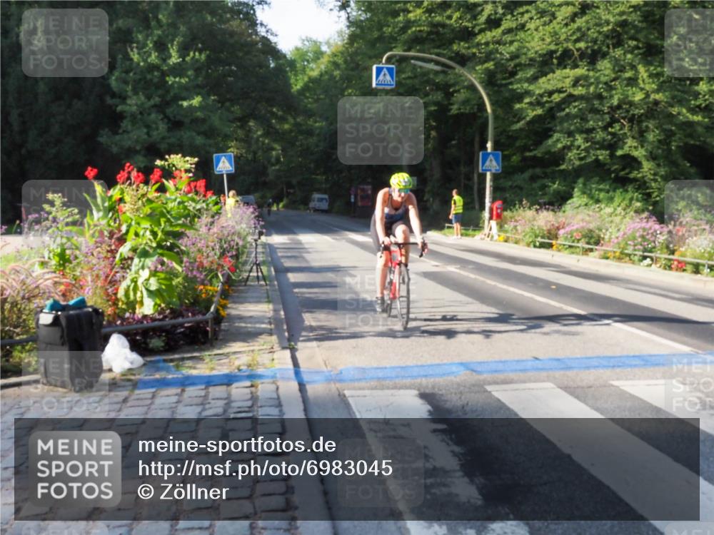 08.09.2024 - Stadtparktriathlon Zöllner http://msf.ph/oto/6983045 08.09.2024 09:27:59 Radfahren 150, 152 meine-sportfotos.de