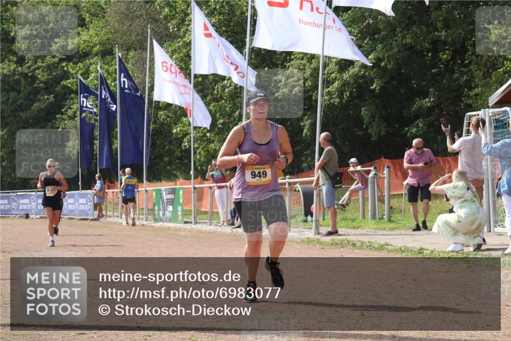 08.09.2024 - Airport Race Strokosch-Dieckow http://msf.ph/oto/6983077 08.09.2024 12:46:57 Ziel 169, 263, 949, 3104, 3158 meine-sportfotos.de