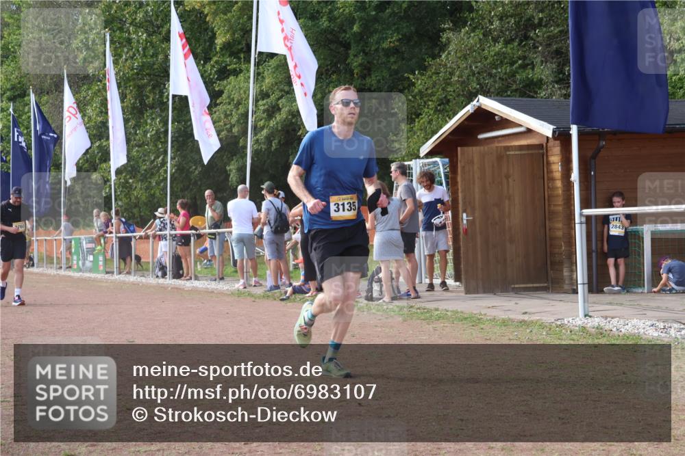 08.09.2024 - Airport Race Strokosch-Dieckow http://msf.ph/oto/6983107 08.09.2024 12:20:03 Ziel 45, 200, 489, 893, 2507, 2512, 2626, 2627, 2760, 2820, 3135 meine-sportfotos.de