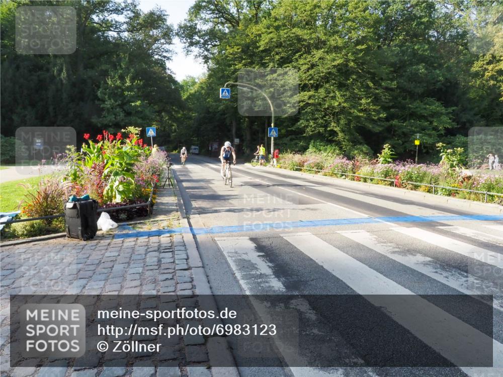 08.09.2024 - Stadtparktriathlon Zöllner http://msf.ph/oto/6983123 08.09.2024 09:28:43 Radfahren 52, 103, 143 meine-sportfotos.de
