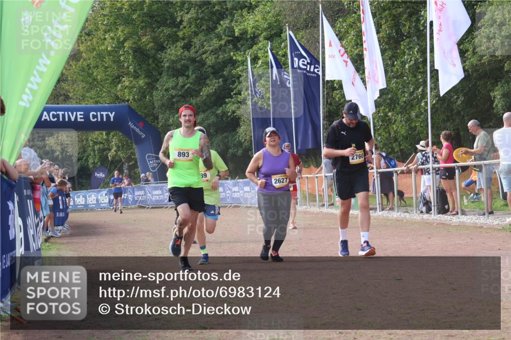 08.09.2024 - Airport Race Strokosch-Dieckow http://msf.ph/oto/6983124 08.09.2024 12:20:05 Ziel 489, 893, 2512, 2627, 2760, 2820, 3135 meine-sportfotos.de