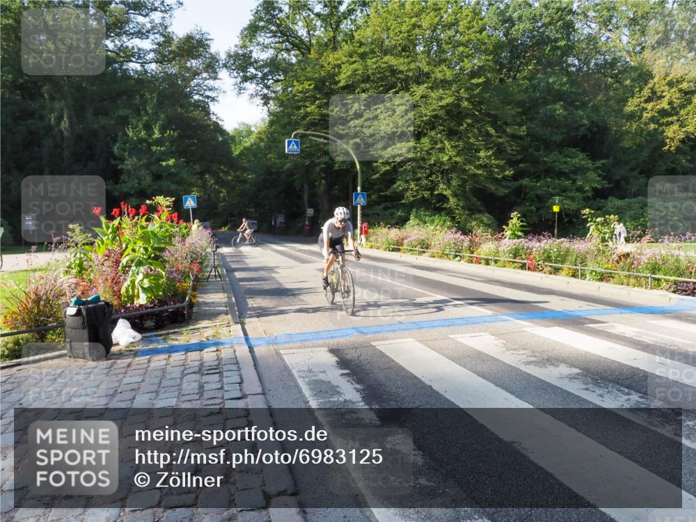08.09.2024 - Stadtparktriathlon Zöllner http://msf.ph/oto/6983125 08.09.2024 09:28:46 Radfahren 52, 103 meine-sportfotos.de