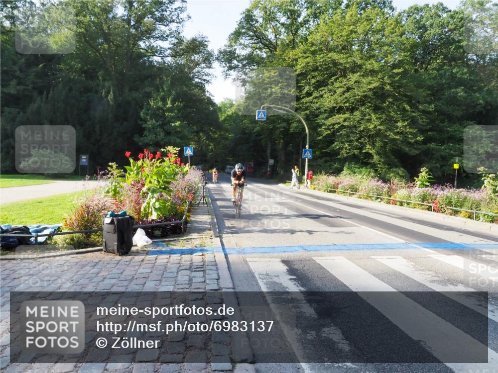 08.09.2024 - Stadtparktriathlon Zöllner http://msf.ph/oto/6983137 08.09.2024 09:29:09 Radfahren 90, 99, 121 meine-sportfotos.de